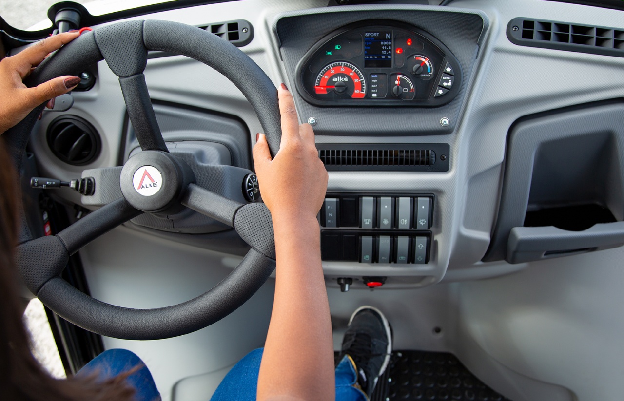 alke-electric-vehicles-atx-cab